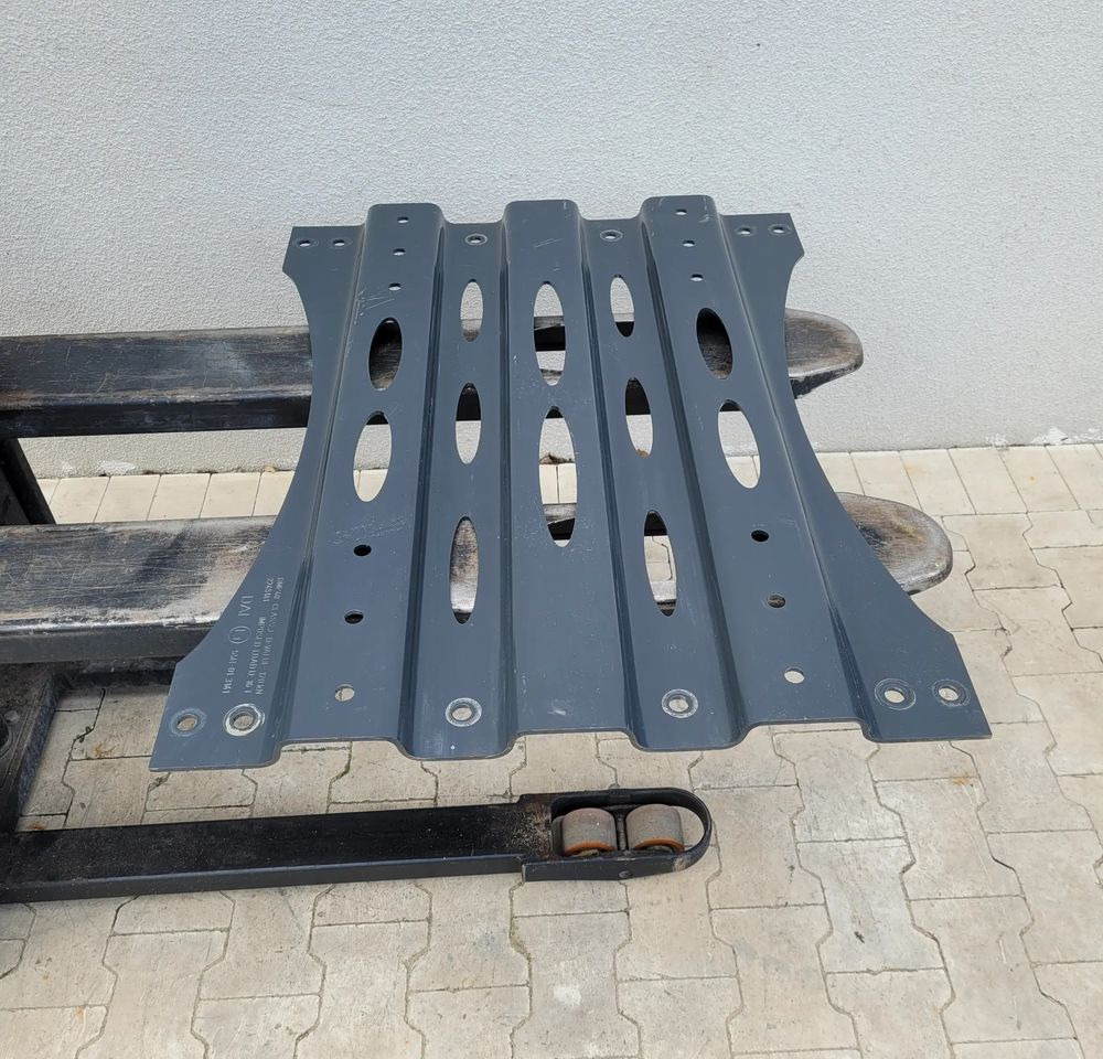 BLACHA SIODLA DAF XG XF NM. 2245141 - Седло за Камион: снимка 1 BLACHA SIODLA DAF XG XF NM. 2245141 - Седло за Камион: снимка 1