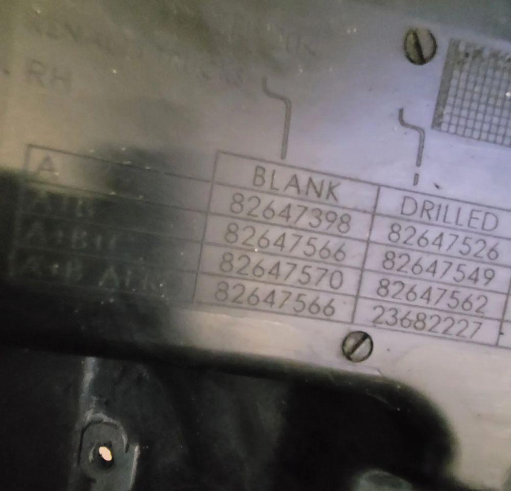 BŁOTNIK PRAWE RENAULT RANGE T GAMA OM 82647398 CHWALIM116 - Калник за Камион: снимка 3 BŁOTNIK PRAWE RENAULT RANGE T GAMA OM 82647398 CHWALIM116 - Калник за Камион: снимка 3