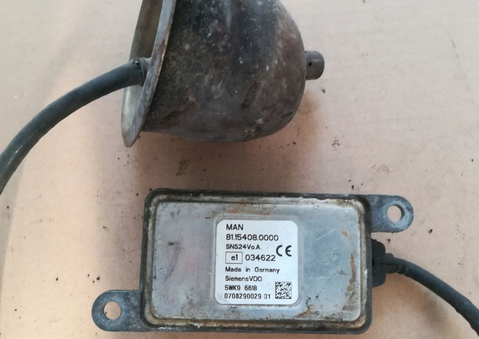 CZUJNIK NOX 81,15408,0000 - Сензор за Камион: снимка 1 CZUJNIK NOX 81,15408,0000 - Сензор за Камион: снимка 1