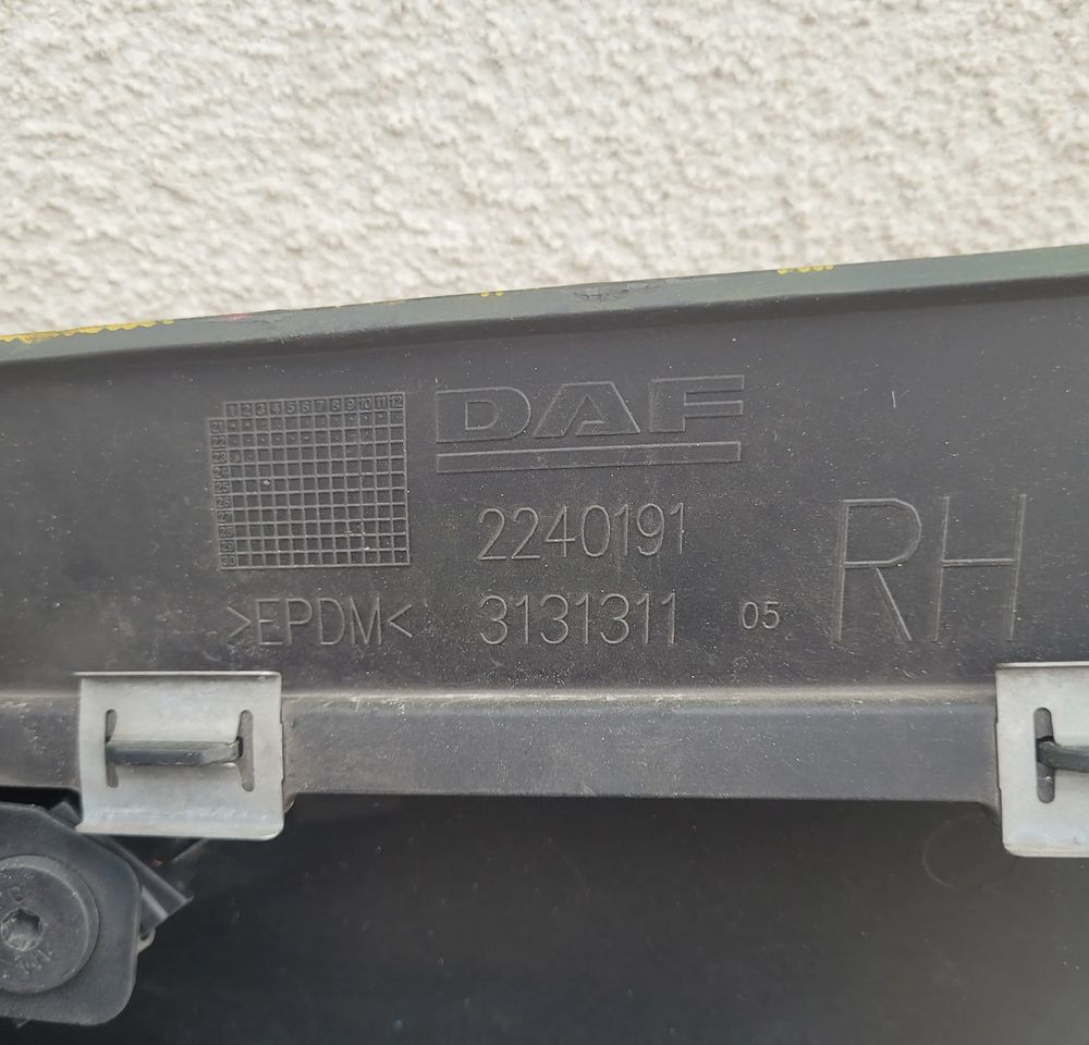 GRILL DAF XG ORYGINAŁ USZKODZONA 2311439 CHWALIM116 - Каросерия и екстериор за Камион: снимка 5 GRILL DAF XG ORYGINAŁ USZKODZONA 2311439 CHWALIM116 - Каросерия и екстериор за Камион: снимка 5