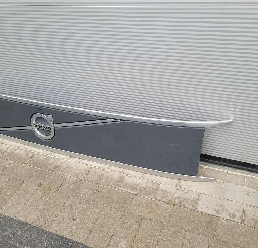 GRILL VOLVO FH5 ORYGINAŁ 84222354 CHWALIM116 - Радиаторна решетка за Камион: снимка 3 GRILL VOLVO FH5 ORYGINAŁ 84222354 CHWALIM116 - Радиаторна решетка за Камион: снимка 3