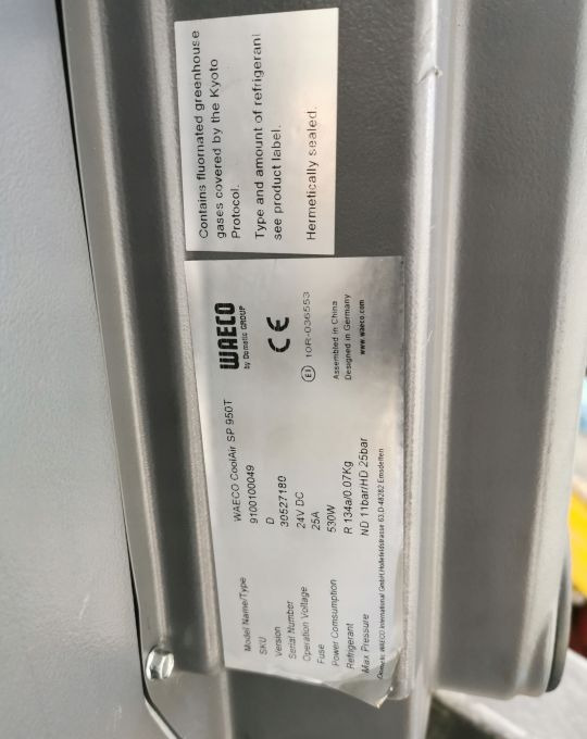 Klimatyzacja waeco sp950T sama góra - Отопление/ Вентилация за Камион: снимка 2 Klimatyzacja waeco sp950T sama góra - Отопление/ Вентилация за Камион: снимка 2