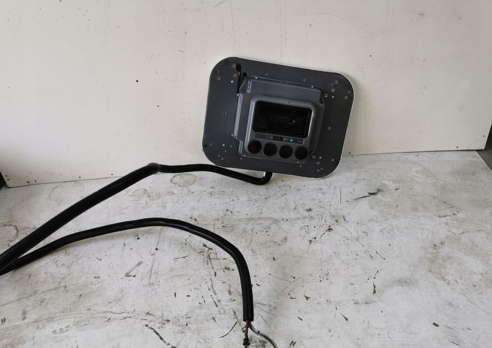 Klimatyzacja waeco sp950T sama góra - Отопление/ Вентилация за Камион: снимка 4 Klimatyzacja waeco sp950T sama góra - Отопление/ Вентилация за Камион: снимка 4