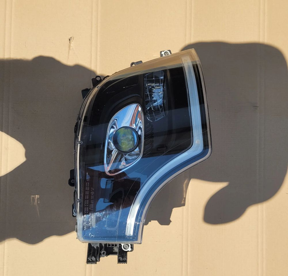 LAMPA FULL LED MERCRDES ACTROS MP5 ORYGINAŁ RH CHWALIM116 - Светлина/ Осветление за Камион: снимка 1 LAMPA FULL LED MERCRDES ACTROS MP5 ORYGINAŁ RH CHWALIM116 - Светлина/ Осветление за Камион: снимка 1
