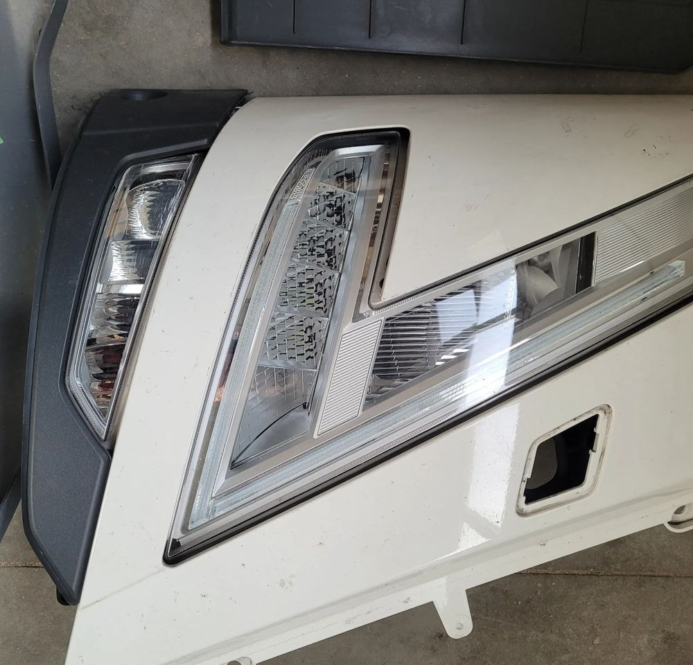 LAMPA GARNEK ZDERZAK VOLVO FH5 PRAWA ORYGINAŁ CHWALIM116 - Светлина/ Осветление за Камион: снимка 3 LAMPA GARNEK ZDERZAK VOLVO FH5 PRAWA ORYGINAŁ CHWALIM116 - Светлина/ Осветление за Камион: снимка 3