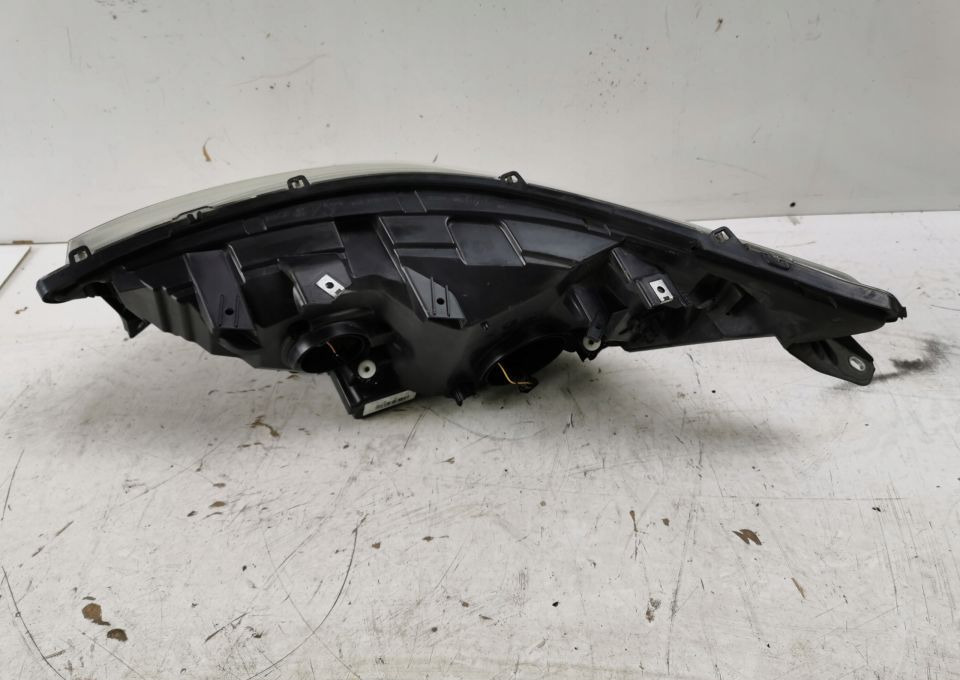 LAMPA IVECO IVECO DAILY ORYGINAŁ PRAWA - Преден фар: снимка 3 LAMPA IVECO IVECO DAILY ORYGINAŁ PRAWA - Преден фар: снимка 3