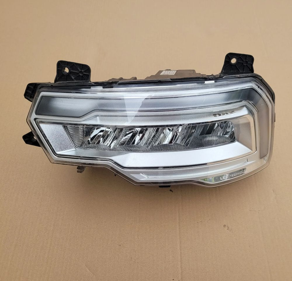 LAMPA LED DAF XG XD LEWA ORYGINAŁ 2188982 CHWALIM116 - Светлина/ Осветление за Камион: снимка 1 LAMPA LED DAF XG XD LEWA ORYGINAŁ 2188982 CHWALIM116 - Светлина/ Осветление за Камион: снимка 1