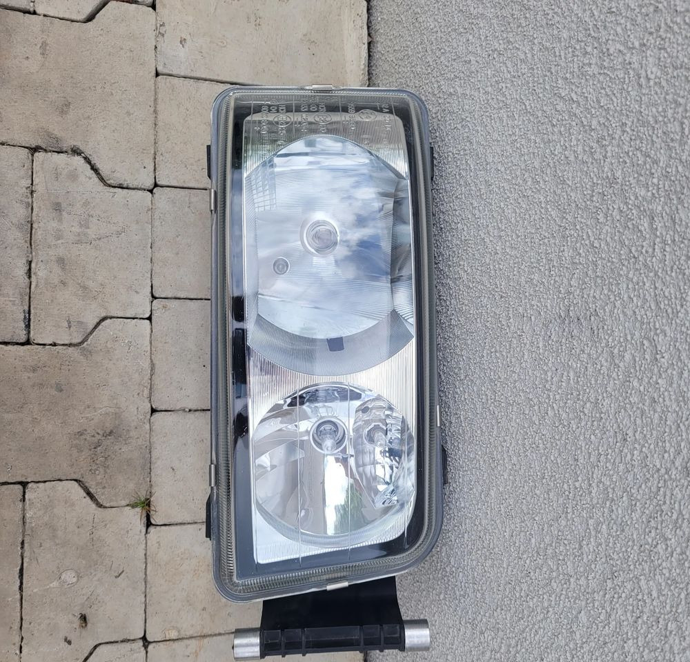 LAMPA MAN TGL E6 PRAWA ORYGINAŁ 81.25101-6638 - Светлина/ Осветление за Камион: снимка 1 LAMPA MAN TGL E6 PRAWA ORYGINAŁ 81.25101-6638 - Светлина/ Осветление за Камион: снимка 1