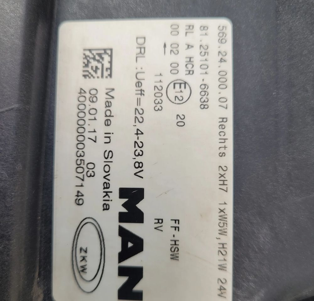 LAMPA MAN TGL E6 PRAWA ORYGINAŁ 81.25101-6638 - Светлина/ Осветление за Камион: снимка 4 LAMPA MAN TGL E6 PRAWA ORYGINAŁ 81.25101-6638 - Светлина/ Осветление за Камион: снимка 4