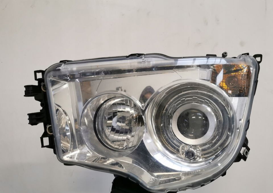 LAMPA MERCEDES ACTROS ANTOS XENON mp4 A9608202639 - Преден фар за Камион: снимка 1 LAMPA MERCEDES ACTROS ANTOS XENON mp4 A9608202639 - Преден фар за Камион: снимка 1