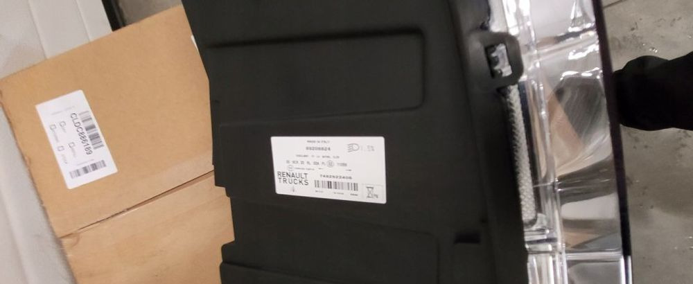 LAMPA RENAULT RANGE T NOWY ORYGINAŁ LEWA - Преден фар: снимка 3 LAMPA RENAULT RANGE T NOWY ORYGINAŁ LEWA - Преден фар: снимка 3