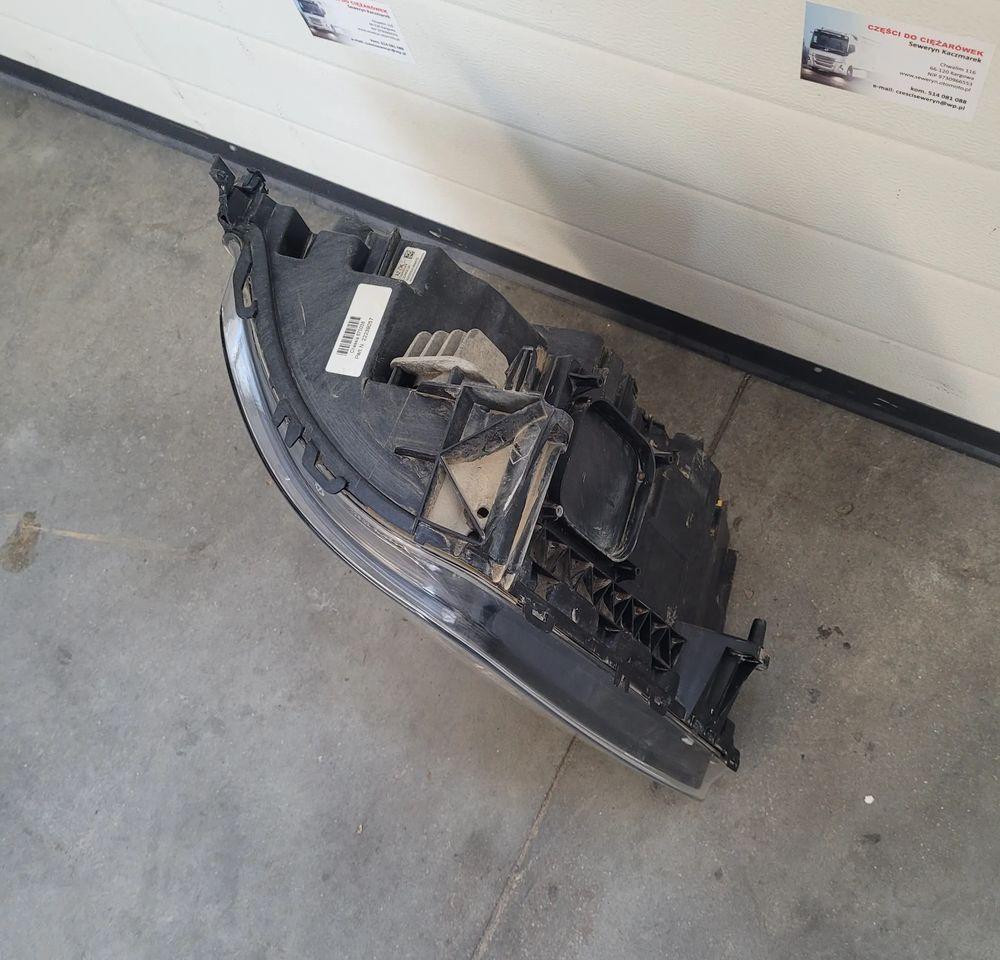 LAMPA VOLVO FMX RH ORYGINAŁ 22239057 CHWALIM116 - Светлина/ Осветление за Камион: снимка 2 LAMPA VOLVO FMX RH ORYGINAŁ 22239057 CHWALIM116 - Светлина/ Осветление за Камион: снимка 2