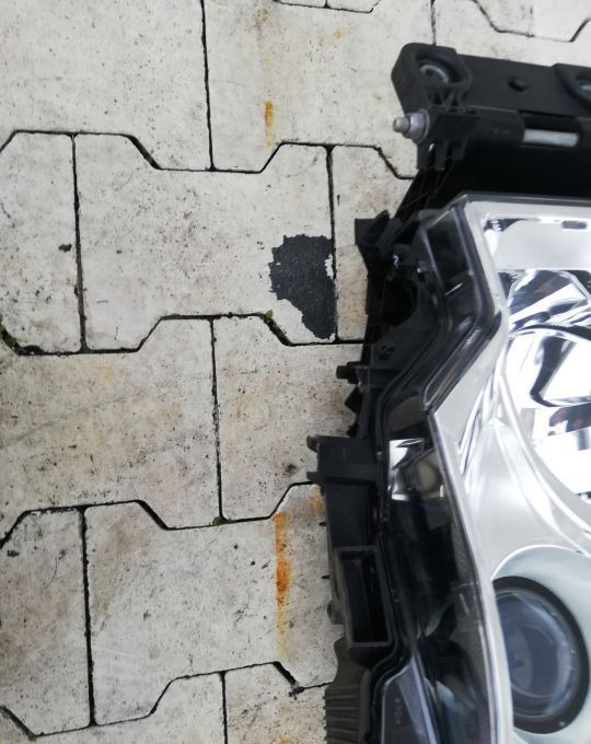 LAMPA XENON RENAULT RANGE T GAMA Lewy ORYGINAŁ - Преден фар: снимка 3 LAMPA XENON RENAULT RANGE T GAMA Lewy ORYGINAŁ - Преден фар: снимка 3