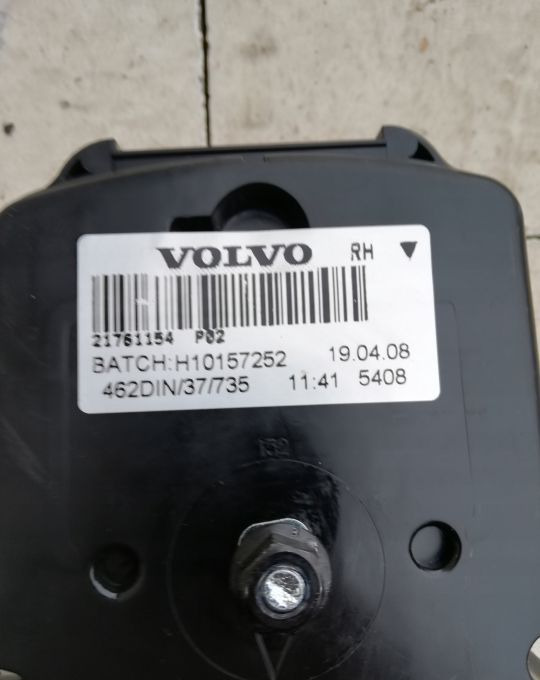 LAMPY TYL VOLVO FM FMX ORYGINAŁ KOMPLET NOWE - Преден фар: снимка 3 LAMPY TYL VOLVO FM FMX ORYGINAŁ KOMPLET NOWE - Преден фар: снимка 3