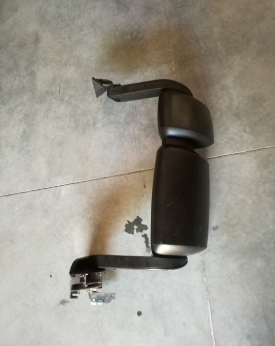 LUSTERKO IVECO EUROCARGO ELEKTRYCZNE LH. ORYGINAŁ - Огледало за задно виждане: снимка 2 LUSTERKO IVECO EUROCARGO ELEKTRYCZNE LH. ORYGINAŁ - Огледало за задно виждане: снимка 2