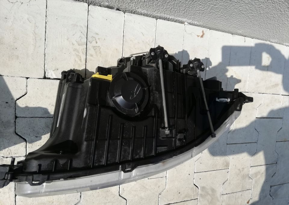 Lampy MERCEDES ACTROS Mp4 Antos ORYGINAŁ - Преден фар за Камион: снимка 5 Lampy MERCEDES ACTROS Mp4 Antos ORYGINAŁ - Преден фар за Камион: снимка 5