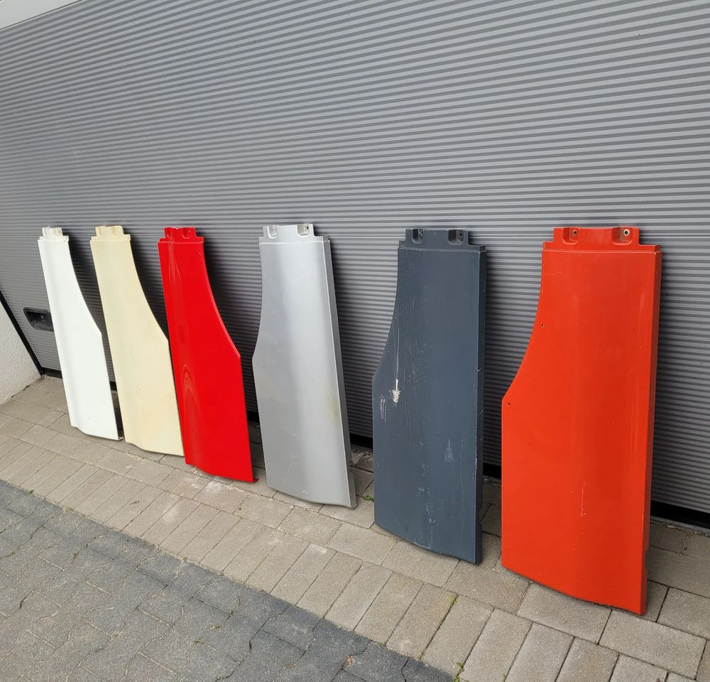 MASKOWNICA PRZEDŁUŻENIE STOPNICY MAN TGX TGA ORYGINAŁ CHWALIM116 - Каросерия и екстериор за Камион: снимка 3 MASKOWNICA PRZEDŁUŻENIE STOPNICY MAN TGX TGA ORYGINAŁ CHWALIM116 - Каросерия и екстериор за Камион: снимка 3