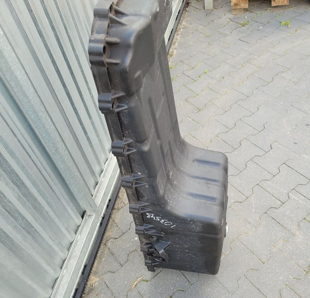 MISKA OLEJOWA RENAULT GAMA VOLVO FH 13 LITRÓW - Маслена вана за Камион: снимка 2 MISKA OLEJOWA RENAULT GAMA VOLVO FH 13 LITRÓW - Маслена вана за Камион: снимка 2
