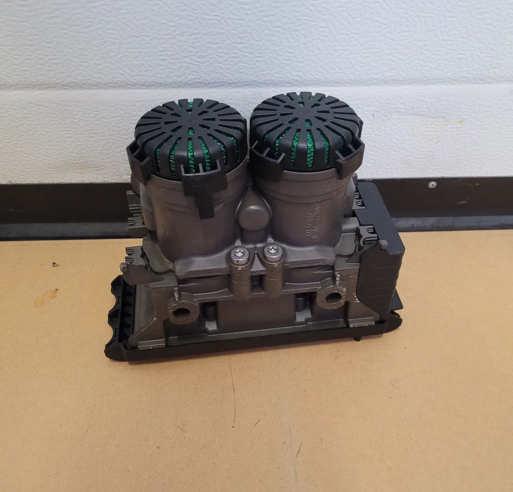 MODULATOR VOLVO KNORR K093191 22225552 CHWALIM116 - Части на спирачната система за Камион: снимка 2 MODULATOR VOLVO KNORR K093191 22225552 CHWALIM116 - Части на спирачната система за Камион: снимка 2