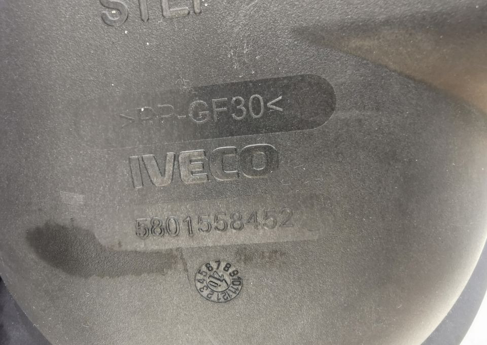 Obudowa filtra powietrza iveco eurocargo 580155845 - Въздушен филтър за Камион: снимка 2 Obudowa filtra powietrza iveco eurocargo 580155845 - Въздушен филтър за Камион: снимка 2