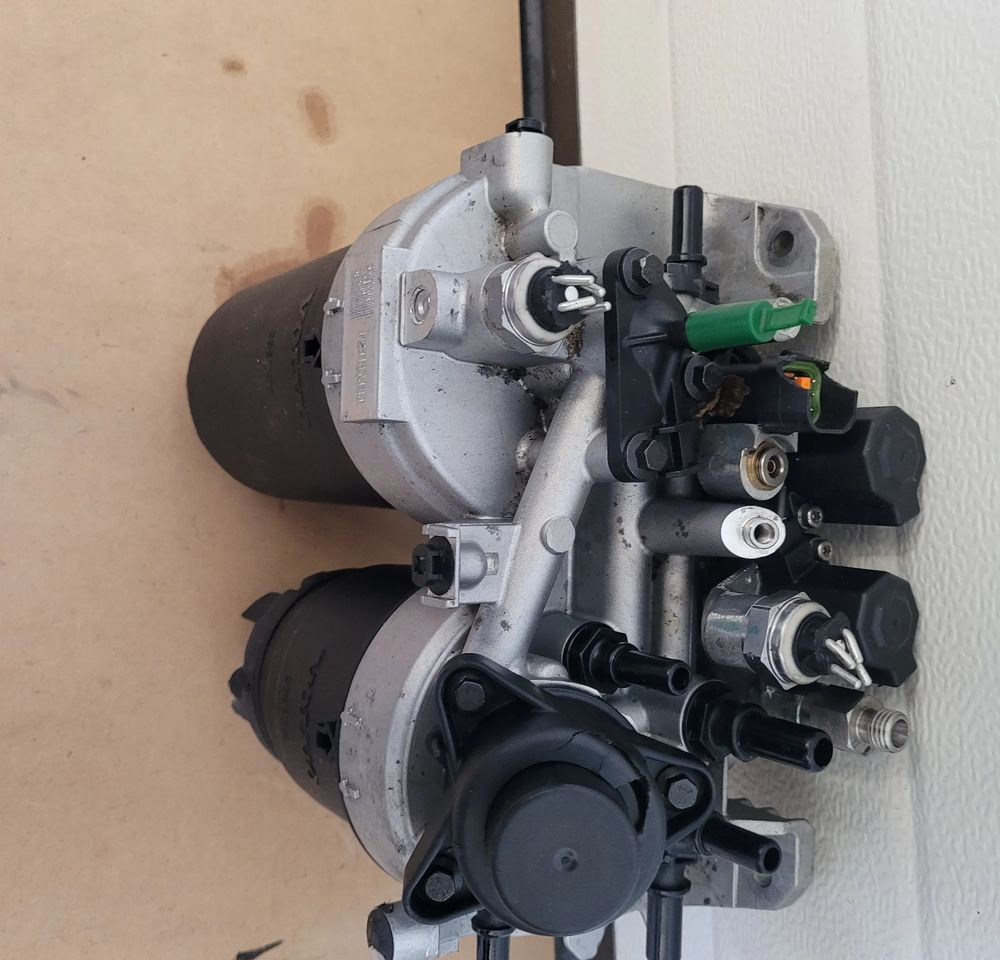 PODSTAWA FILTRA PALIWA VOLVO FH4 ORYGINAŁ 24137484 CHWALIM116 - Горивен филтър за Камион: снимка 3 PODSTAWA FILTRA PALIWA VOLVO FH4 ORYGINAŁ 24137484 CHWALIM116 - Горивен филтър за Камион: снимка 3