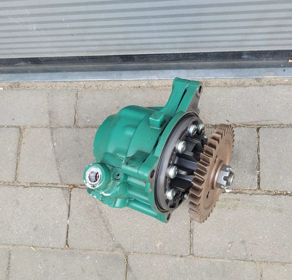 POMPA WSPOMAGANIA VOLVO FH5 ORYGINAŁ 23645399 CHWALIM116 - Помпа на хидроусилвателя за Камион: снимка 2 POMPA WSPOMAGANIA VOLVO FH5 ORYGINAŁ 23645399 CHWALIM116 - Помпа на хидроусилвателя за Камион: снимка 2