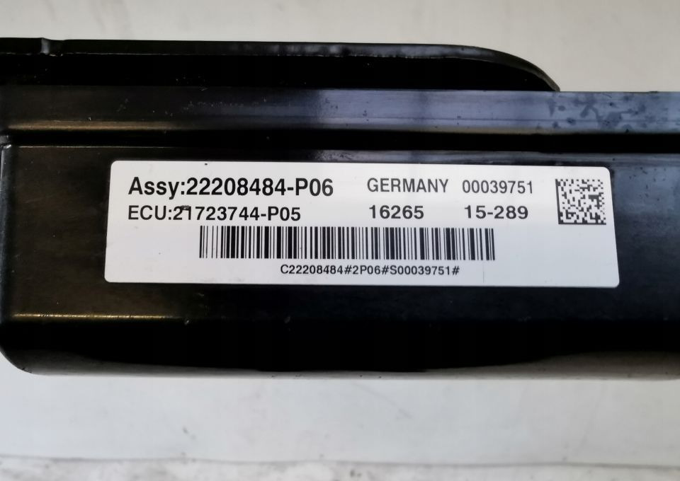 RADAR VOLVO FH4 RENAULT 22208484-P06 - Сензор за Камион: снимка 2 RADAR VOLVO FH4 RENAULT 22208484-P06 - Сензор за Камион: снимка 2