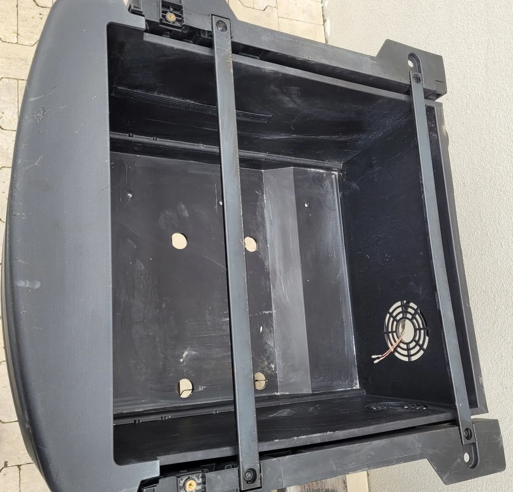 SCHOWEK LODOWKI RENAULT RANGE T 82313425 wysoka kabina - Кабина и интериор за Камион: снимка 4 SCHOWEK LODOWKI RENAULT RANGE T 82313425 wysoka kabina - Кабина и интериор за Камион: снимка 4