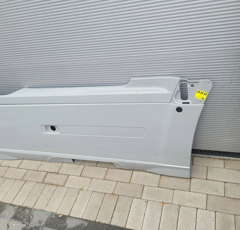 ZABUDOWA MIEDZYOSIOWA DAF XF 106 RH LIFT ORYGINAŁ CHWALIM116 - Каросерия и екстериор за Камион: снимка 3 ZABUDOWA MIEDZYOSIOWA DAF XF 106 RH LIFT ORYGINAŁ CHWALIM116 - Каросерия и екстериор за Камион: снимка 3