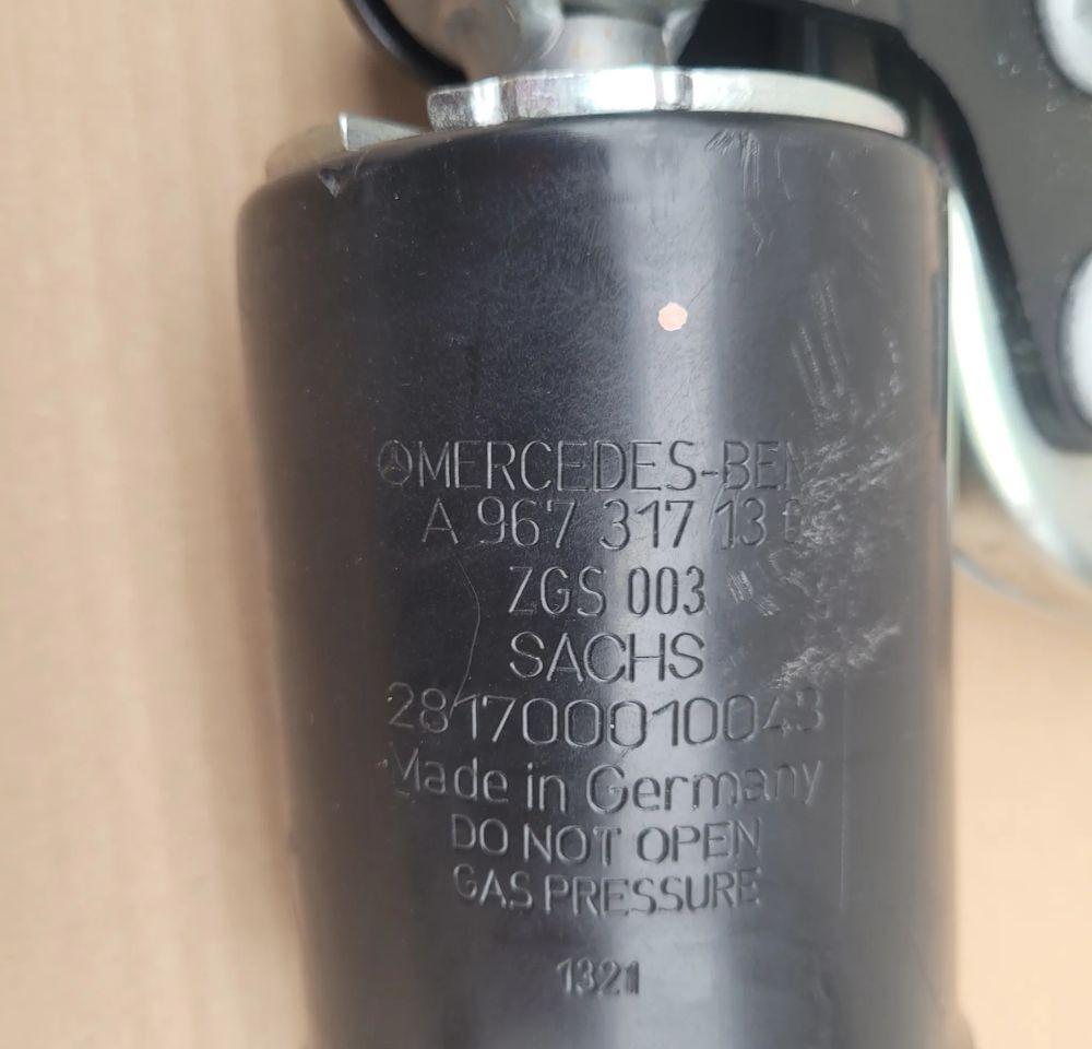 ZAWIESZENIE KABINY ZAMKI MERCEDES ATEGO A9423100383 NOWY ORYGINAŁ CHWALIM116 - Окачване на кабината за Камион: снимка 4 ZAWIESZENIE KABINY ZAMKI MERCEDES ATEGO A9423100383 NOWY ORYGINAŁ CHWALIM116 - Окачване на кабината за Камион: снимка 4