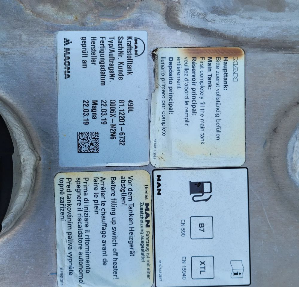 ZBIORNIK PALIWA MAN TGX 490L 81.12201-6732 130X63X68 - Резервоар за гориво за Камион: снимка 5 ZBIORNIK PALIWA MAN TGX 490L 81.12201-6732 130X63X68 - Резервоар за гориво за Камион: снимка 5