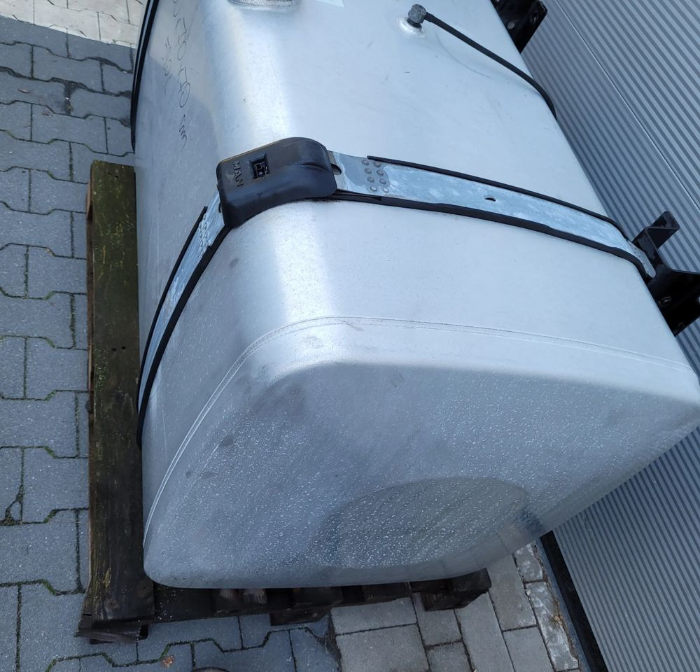 ZBIORNIK PALIWA MAN TGX 580 LIFT 81.12201-5967 CHWALIM116 - Резервоар за гориво за Камион: снимка 2 ZBIORNIK PALIWA MAN TGX 580 LIFT 81.12201-5967 CHWALIM116 - Резервоар за гориво за Камион: снимка 2