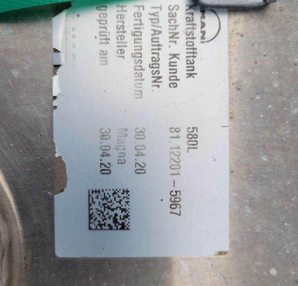 ZBIORNIK PALIWA MAN TGX 580L LIFT 130X70X70 - Резервоар за гориво за Камион: снимка 4 ZBIORNIK PALIWA MAN TGX 580L LIFT 130X70X70 - Резервоар за гориво за Камион: снимка 4