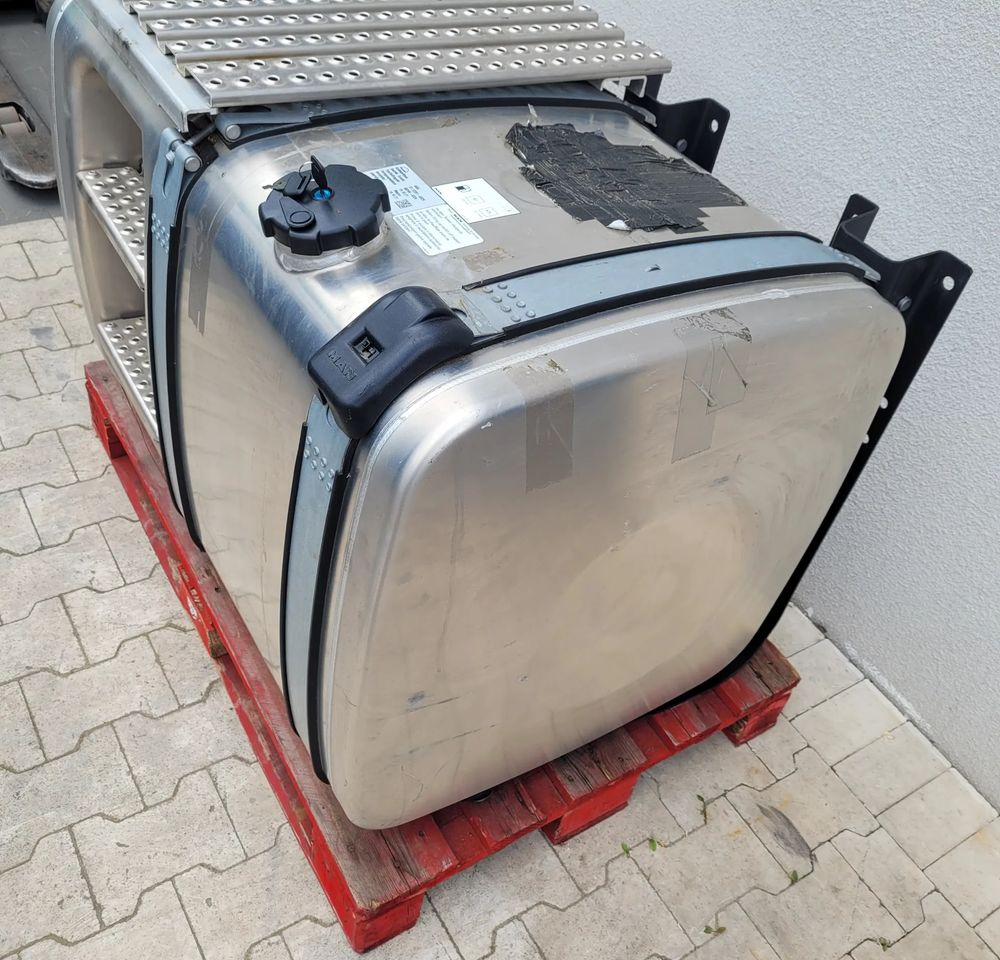 ZBIORNIK PALIWA MAN TGX TG3 81.12201-6929 460L CHWALIM116 - Резервоар за гориво за Камион: снимка 2 ZBIORNIK PALIWA MAN TGX TG3 81.12201-6929 460L CHWALIM116 - Резервоар за гориво за Камион: снимка 2