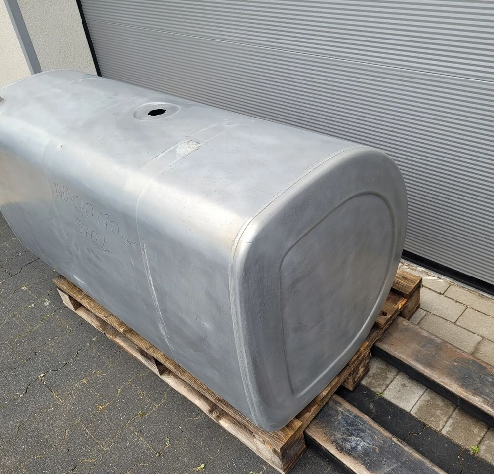 ZBIORNIK PALIWA VOLVO FH4 21516453 570L 140X70X70CM CHWALIM116 - Горивна система за Камион: снимка 3 ZBIORNIK PALIWA VOLVO FH4 21516453 570L 140X70X70CM CHWALIM116 - Горивна система за Камион: снимка 3