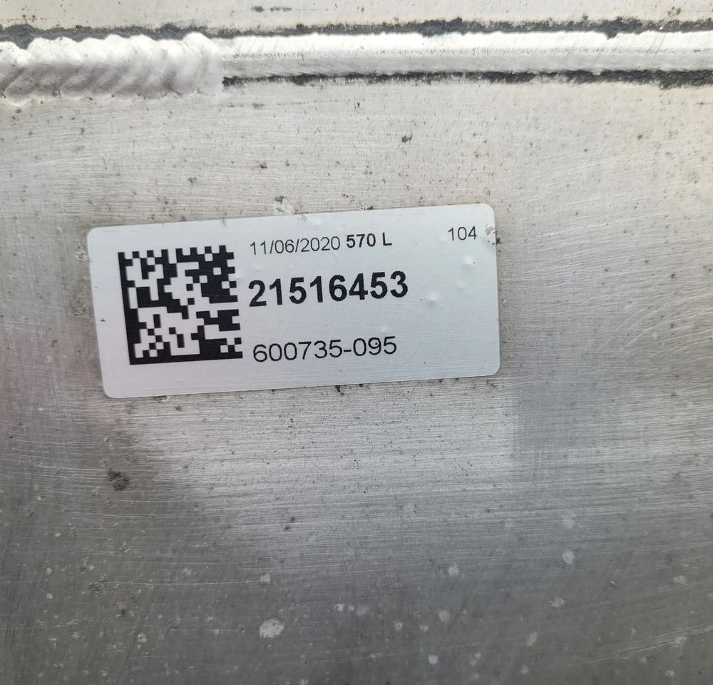 ZBIORNIK PALIWA VOLVO FH4 21516453 570L 140X70X70CM CHWALIM116 - Горивна система за Камион: снимка 5 ZBIORNIK PALIWA VOLVO FH4 21516453 570L 140X70X70CM CHWALIM116 - Горивна система за Камион: снимка 5