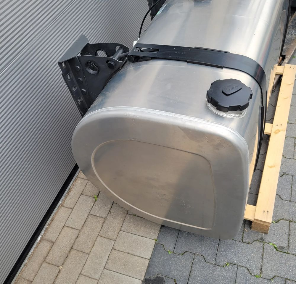 ZBIORNIK PALIWA VOLVO FH4 FH5 GAMA 140X70X70CM 21516453 570L CHWALIM116 - Горивна система за Камион: снимка 2 ZBIORNIK PALIWA VOLVO FH4 FH5 GAMA 140X70X70CM 21516453 570L CHWALIM116 - Горивна система за Камион: снимка 2