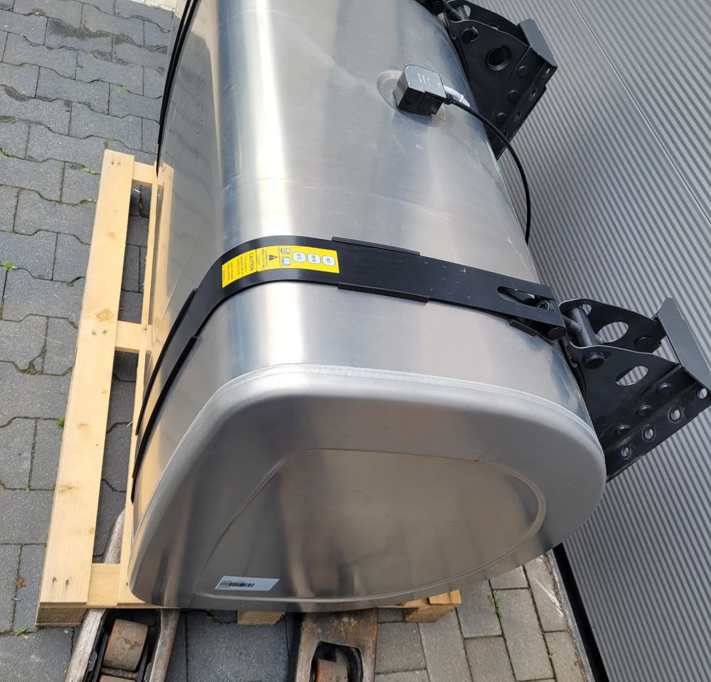 ZBIORNIK PALIWA VOLVO FH4 FH5 GAMA 140X70X70CM 21516453 570L CHWALIM116 - Горивна система за Камион: снимка 3 ZBIORNIK PALIWA VOLVO FH4 FH5 GAMA 140X70X70CM 21516453 570L CHWALIM116 - Горивна система за Камион: снимка 3