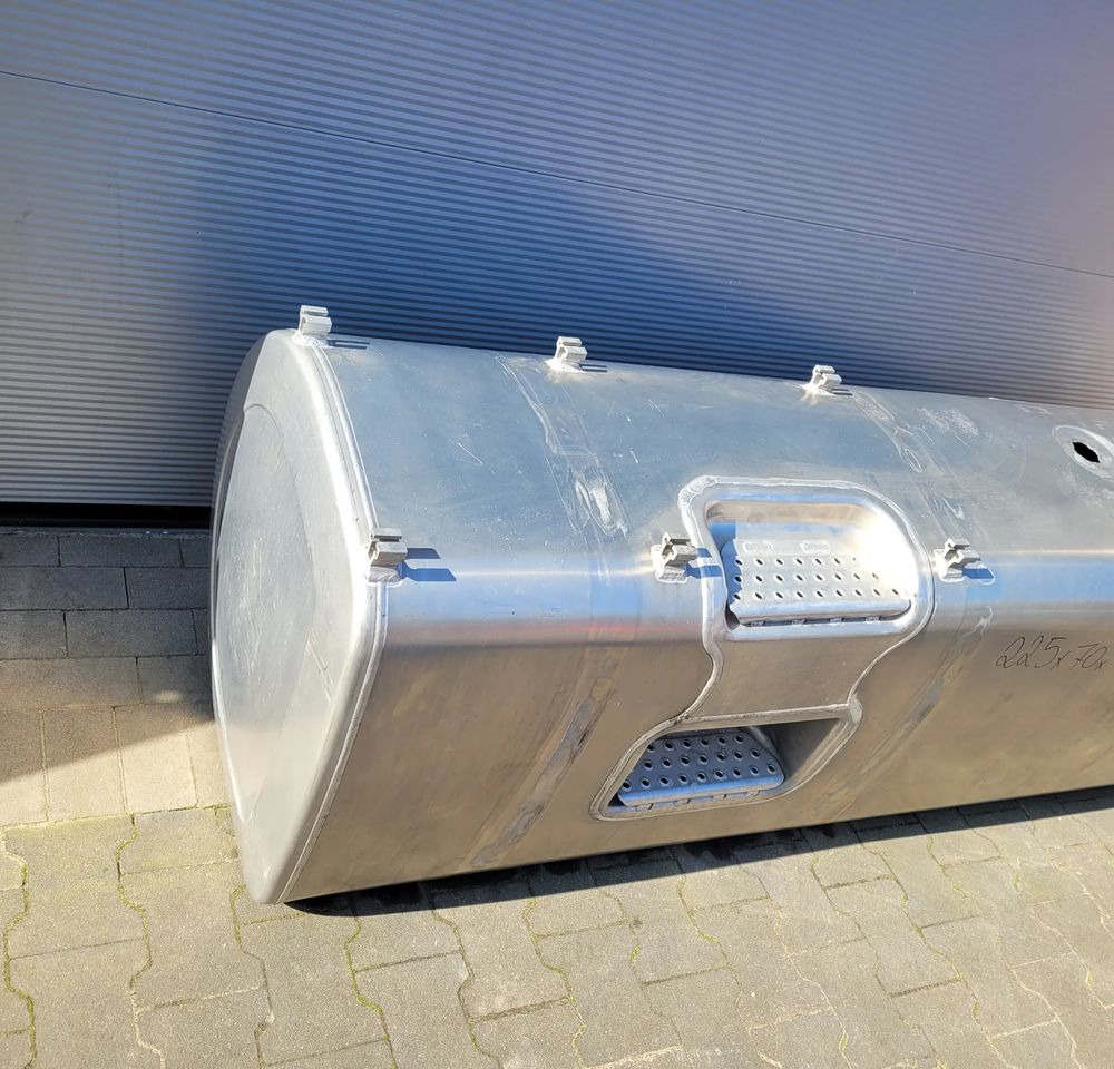 ZBIORNIK PALIWA VOLVO FH4 RENAULT 21442020 900L ORYGINAŁ CHWALIM116 - Горивна система за Камион: снимка 3 ZBIORNIK PALIWA VOLVO FH4 RENAULT 21442020 900L ORYGINAŁ CHWALIM116 - Горивна система за Камион: снимка 3