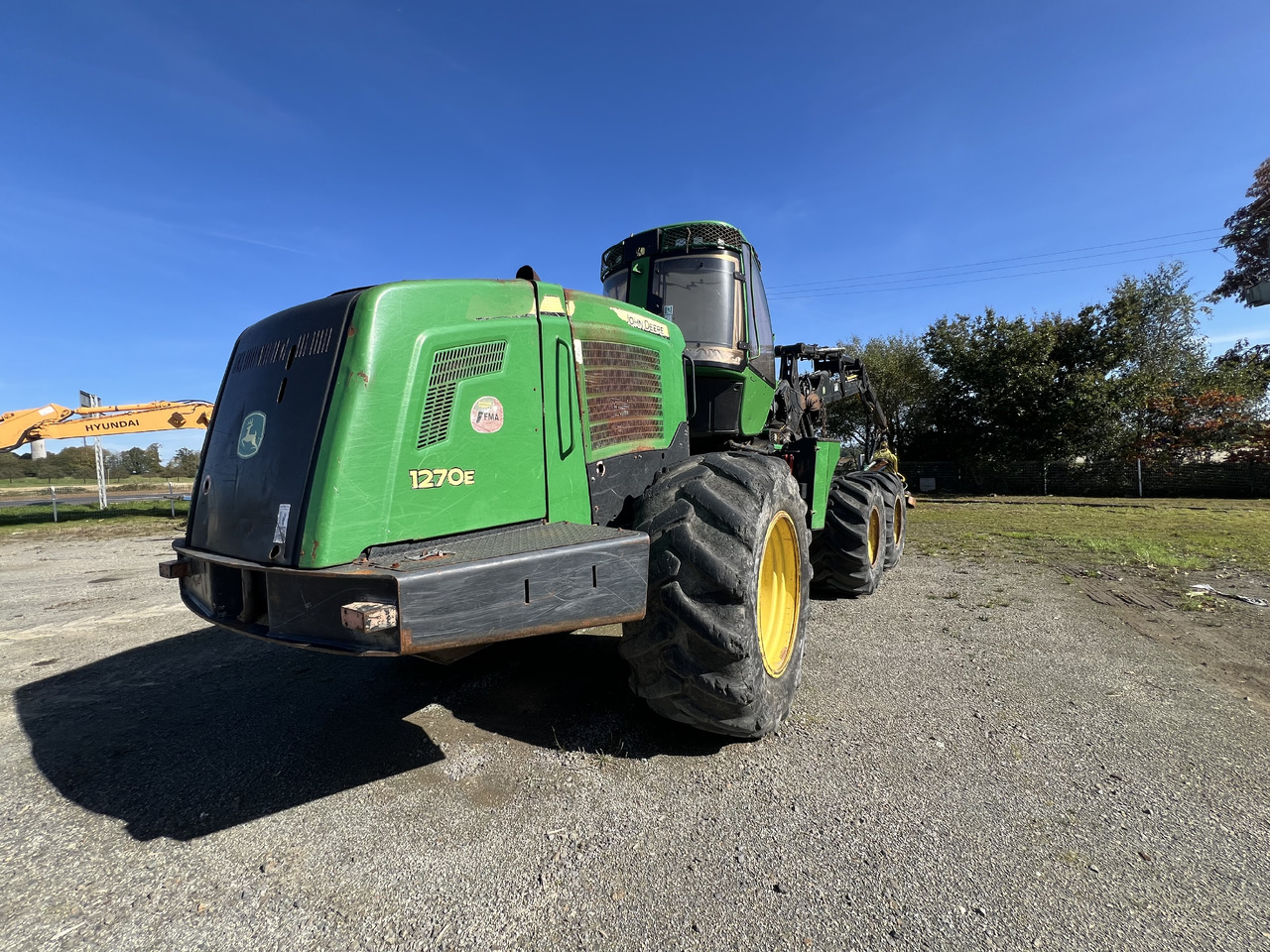 JOHN DEERE 1270E - Харвестер: снимка 3 JOHN DEERE 1270E - Харвестер: снимка 3