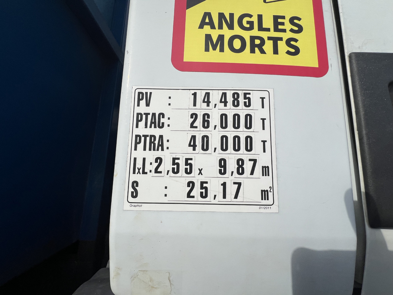 Renault kerax - Камион с кран: снимка 5 Renault kerax - Камион с кран: снимка 5