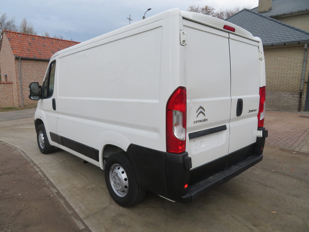 Citroën Jumper 2.2 BlueHDi - L1H1 - Малък ван: снимка 5 Citroën Jumper 2.2 BlueHDi - L1H1 - Малък ван: снимка 5