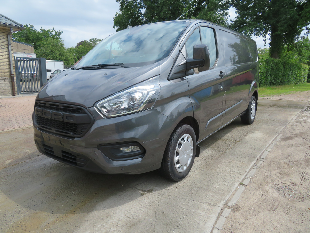 FORD Transit Custom 2.0tdci TREND - L2 - Малък ван: снимка 3 FORD Transit Custom 2.0tdci TREND - L2 - Малък ван: снимка 3