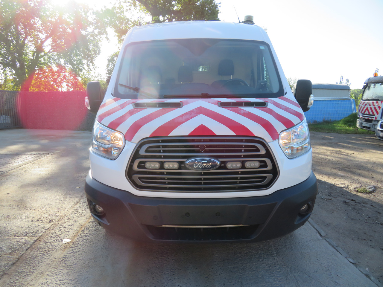 Ford Transit 2.0TDCi - Товарен бус: снимка 2 Ford Transit 2.0TDCi - Товарен бус: снимка 2
