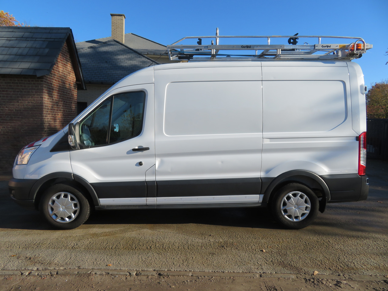 Ford Transit 2.0TDCi - L2H2 - Товарен бус: снимка 4 Ford Transit 2.0TDCi - L2H2 - Товарен бус: снимка 4