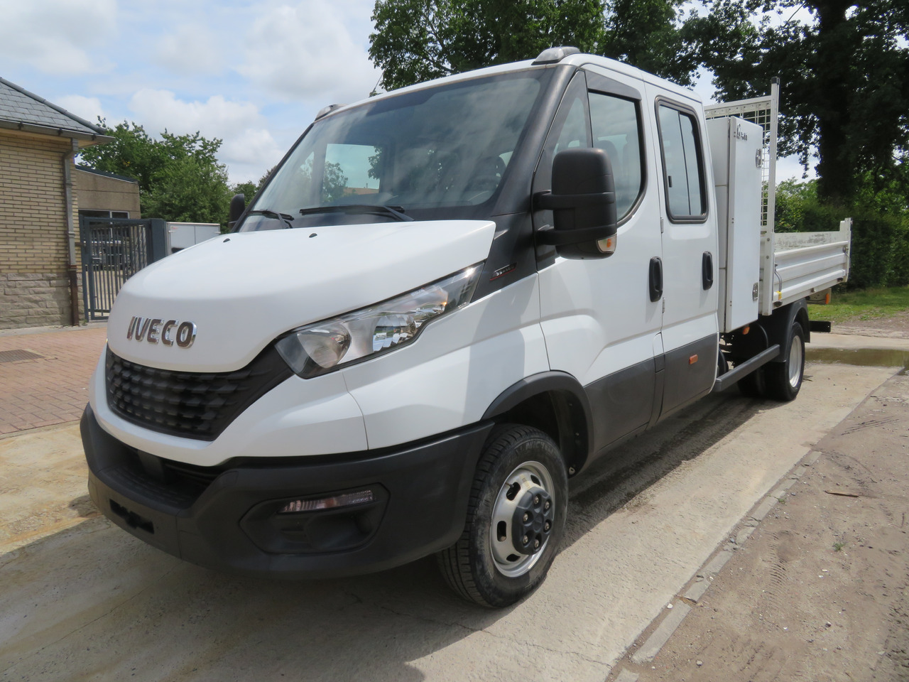 IVECO Daily 35C16 3.0 Dubbel cabine - Бус самосвал, Бус с двойна кабина: снимка 3 IVECO Daily 35C16 3.0 Dubbel cabine - Бус самосвал, Бус с двойна кабина: снимка 3