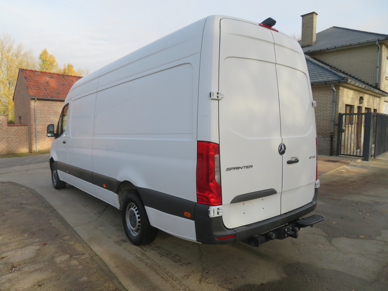 Mercedes-Benz Sprinter 317cdi - A3H2 - 3.5T trekvermogen - Товарен бус: снимка 5 Mercedes-Benz Sprinter 317cdi - A3H2 - 3.5T trekvermogen - Товарен бус: снимка 5