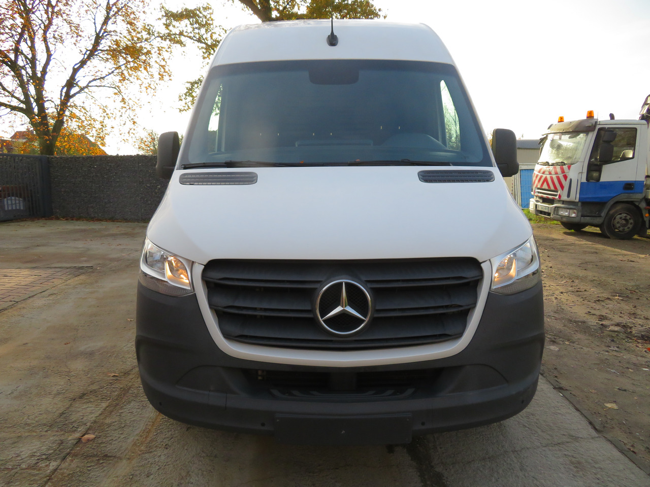 Mercedes-Benz Sprinter 317cdi - A3H2 - 3.5T trekvermogen - Товарен бус: снимка 2 Mercedes-Benz Sprinter 317cdi - A3H2 - 3.5T trekvermogen - Товарен бус: снимка 2