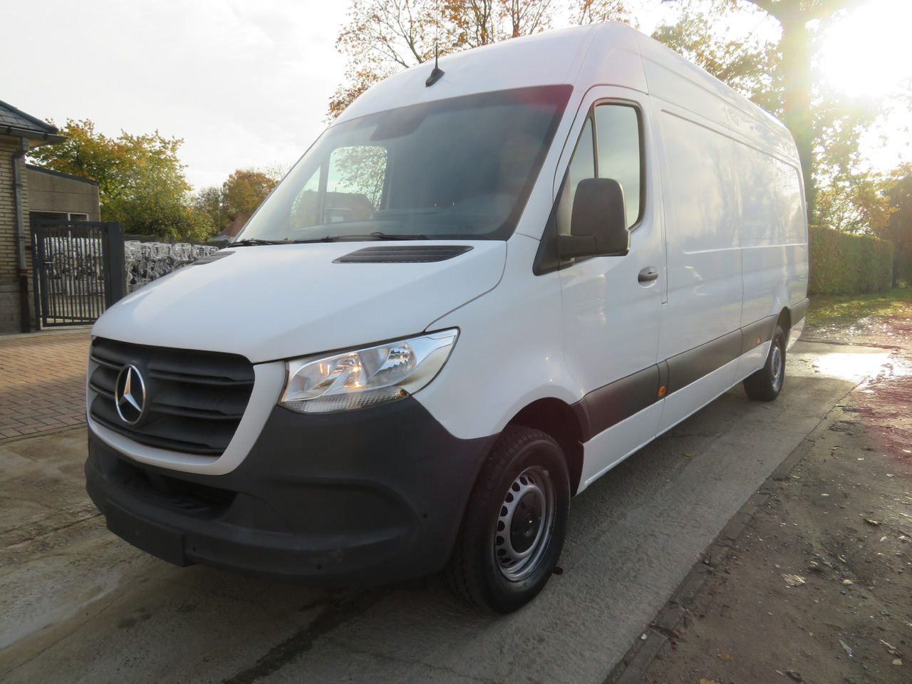 Mercedes-Benz Sprinter 317cdi - A3H2 - 3.5T trekvermogen - Товарен бус: снимка 3 Mercedes-Benz Sprinter 317cdi - A3H2 - 3.5T trekvermogen - Товарен бус: снимка 3
