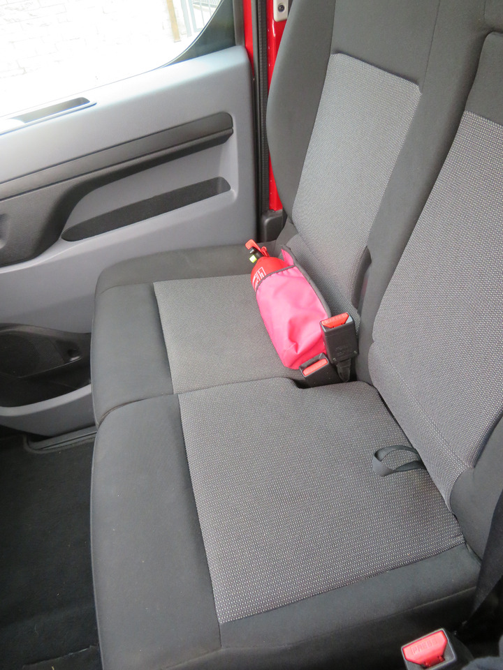 Малък ван Opel Vivaro 1.5 Blue HDi XL: снимка 17